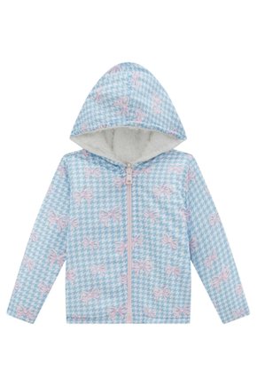 79819 still c02 s1 t1